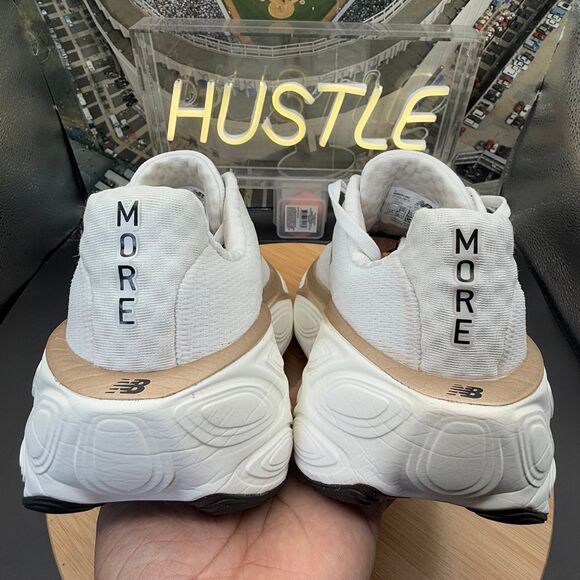 New Balance Fresh Foam X More v5 Sea Salt Light Gold Metallic Size 10 Women - Picture 7 of 10